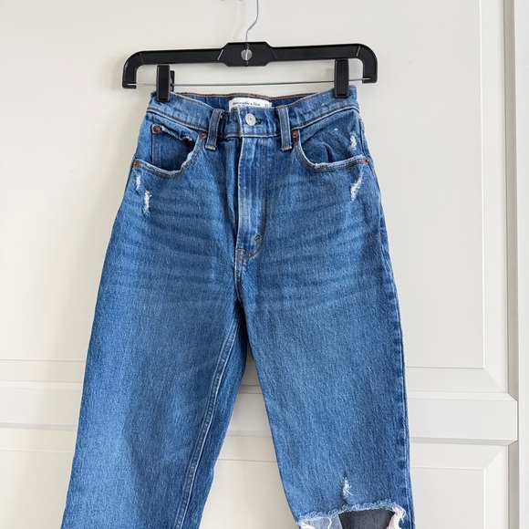 Abercrombie & Fitch 90’s straight ultra high rise distressed jeans 51840 - Picture 6 of 10